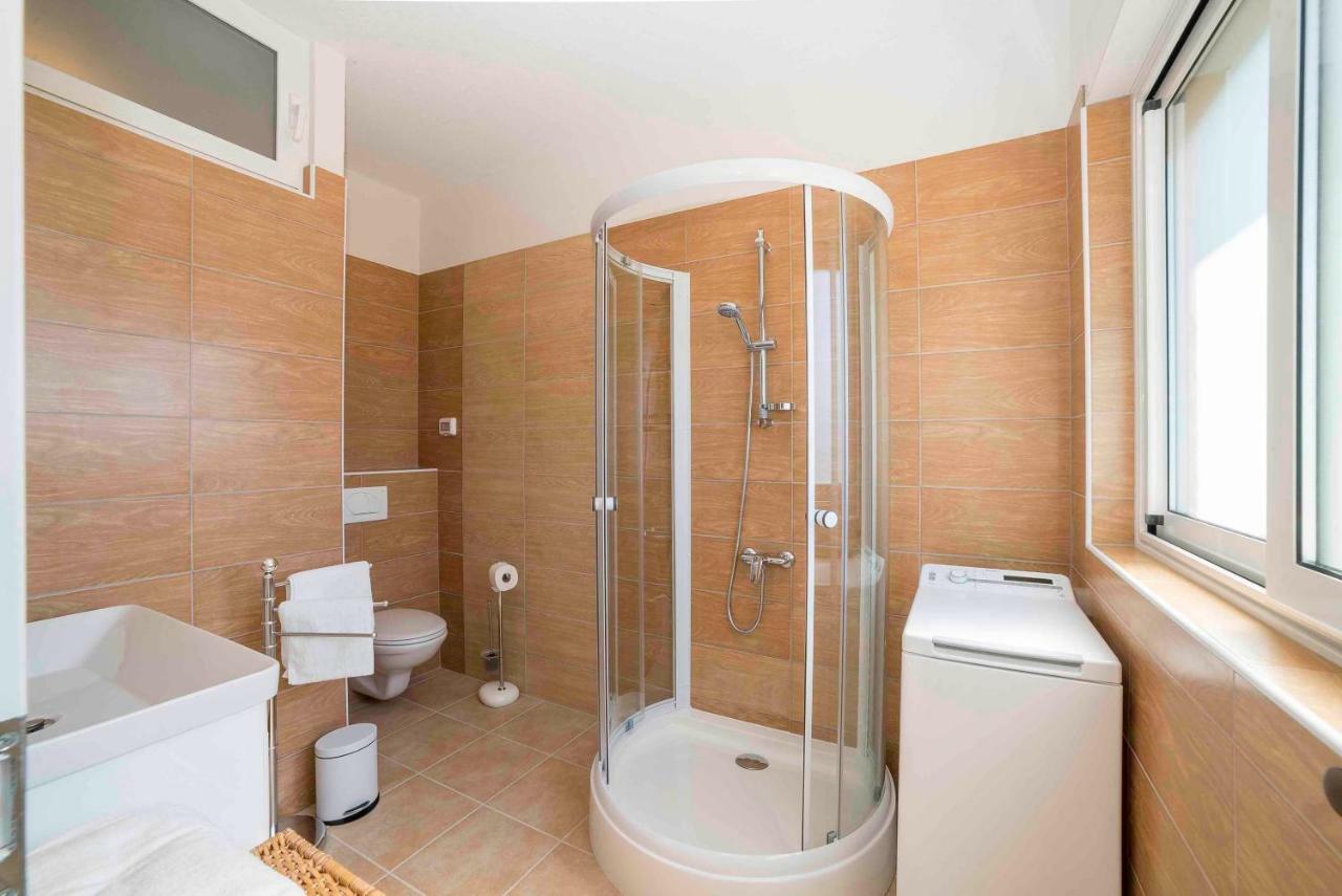 Sunset House Apartment Kampor Exterior photo